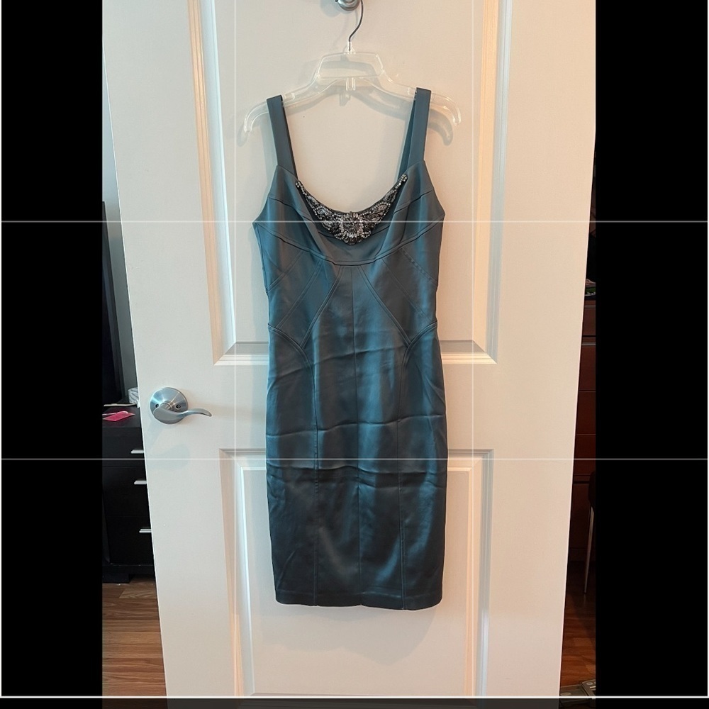 DAVID MEISTER forest green stretchy sleeveless knee length dress